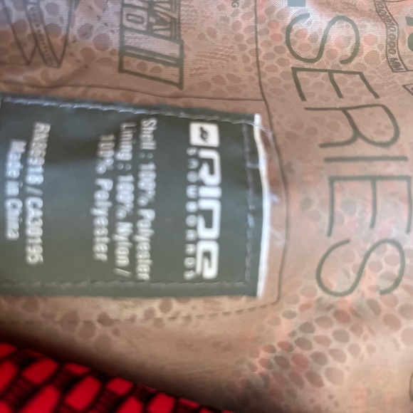 Woman’s ride snowboarding, jacket, size 10 LRG - Picture 7 of 12